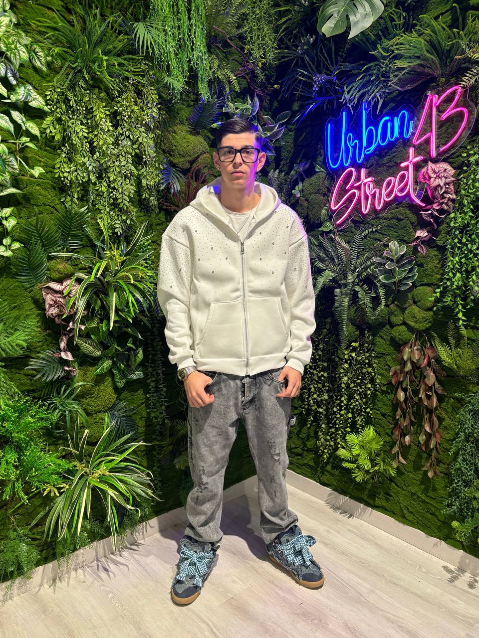 FELPA CON ZIPP STRASS E DIAMANTI