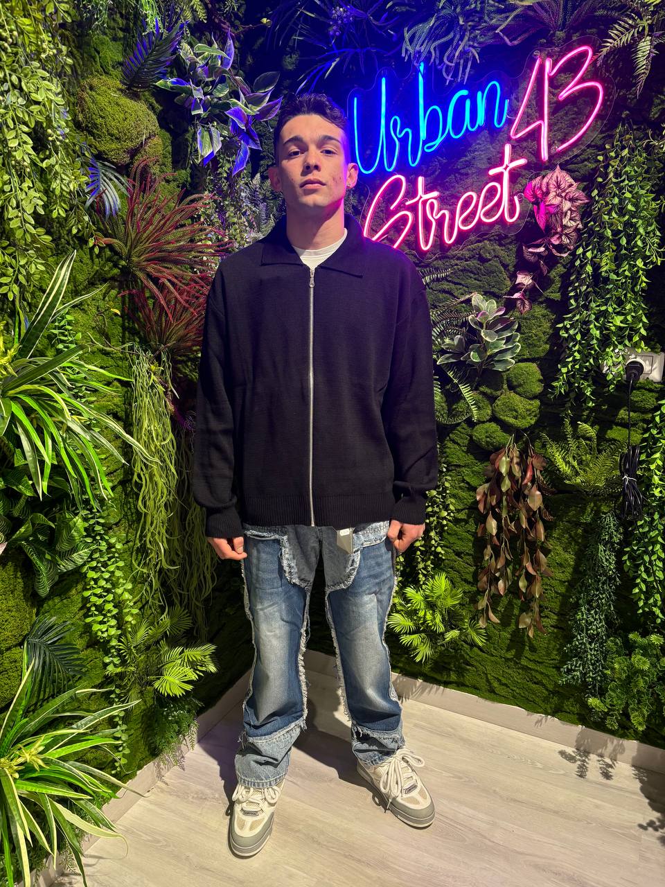 MAGLIONE ZIP CROCE DIETRO