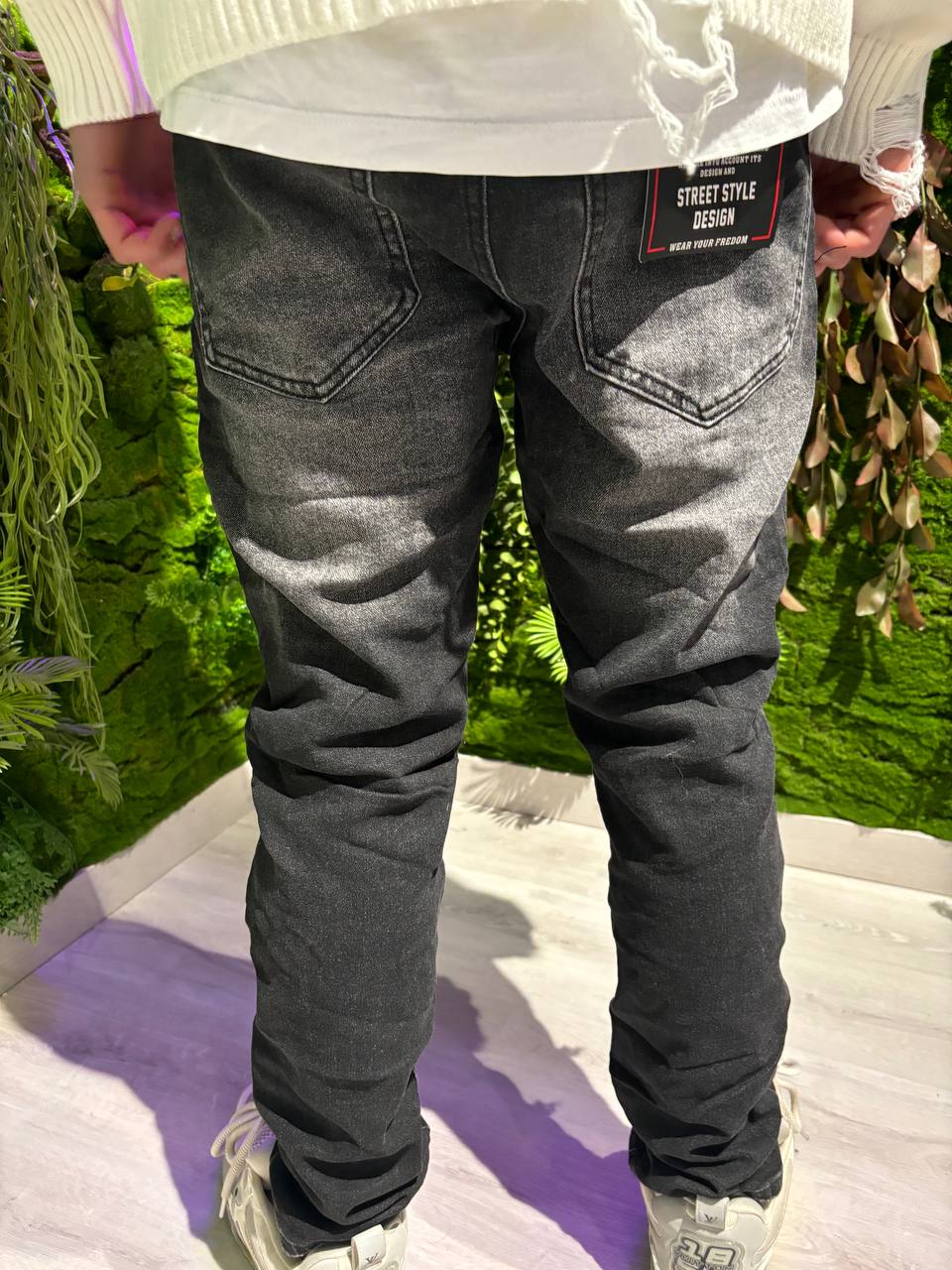 JEANS STRAPPI MOD D*Q
