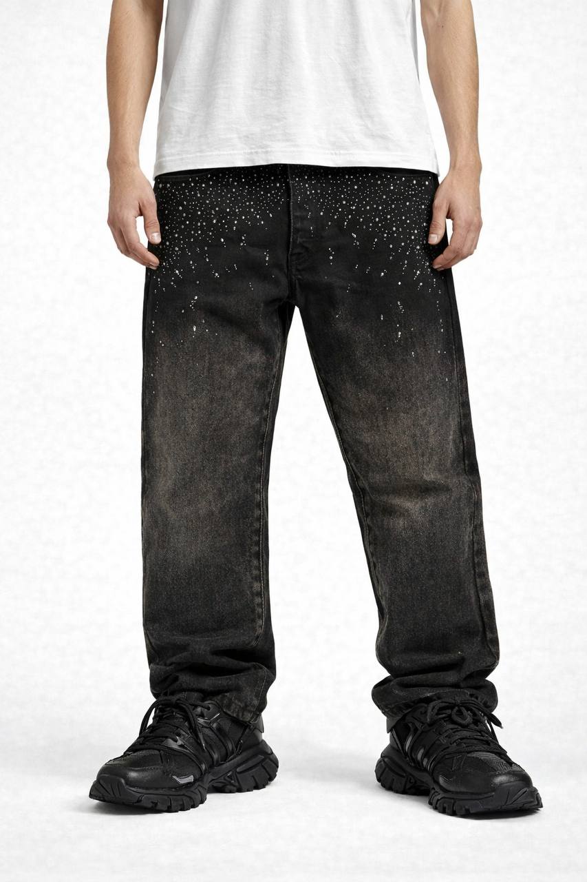 JEANS SABBIATO CON STRASS