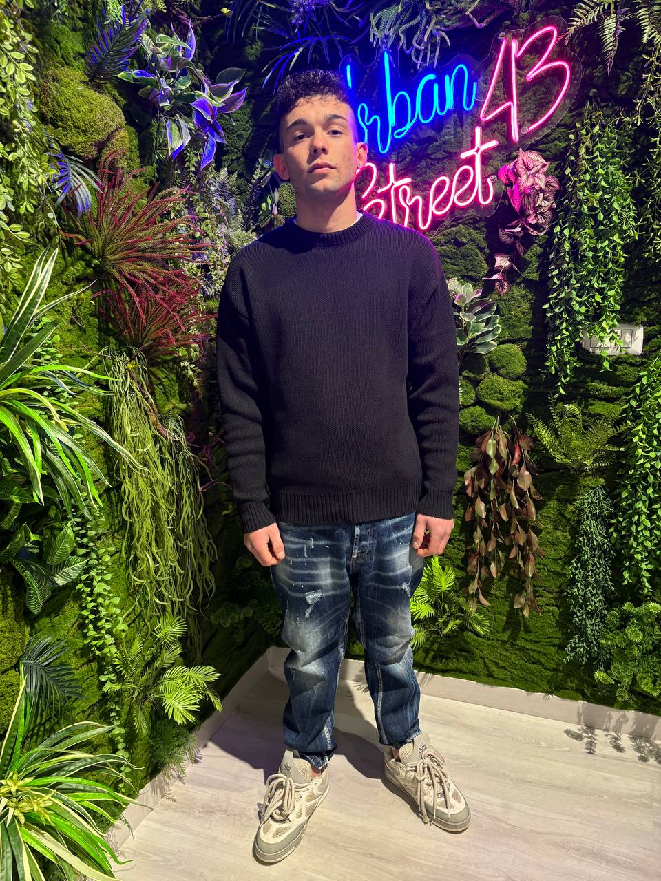 MAGLIONE TUTTO NERO