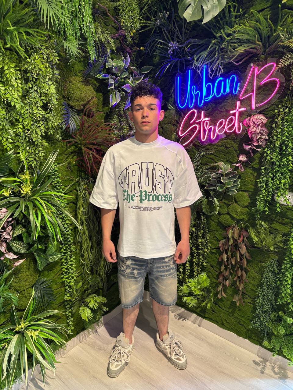 T-SHIRT TRUST THE PROCESS