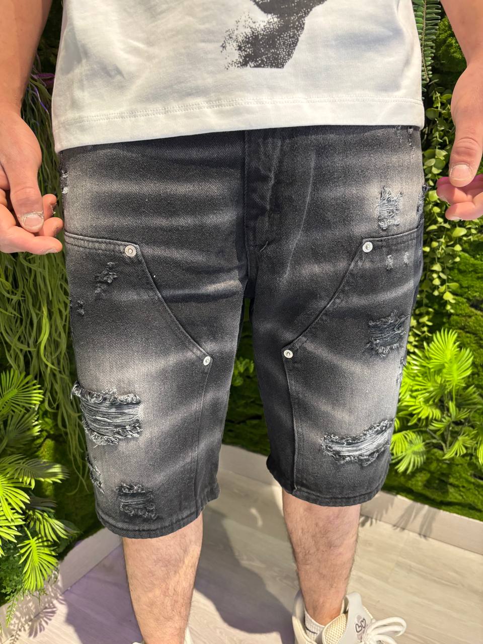 SHORT CARPENTER