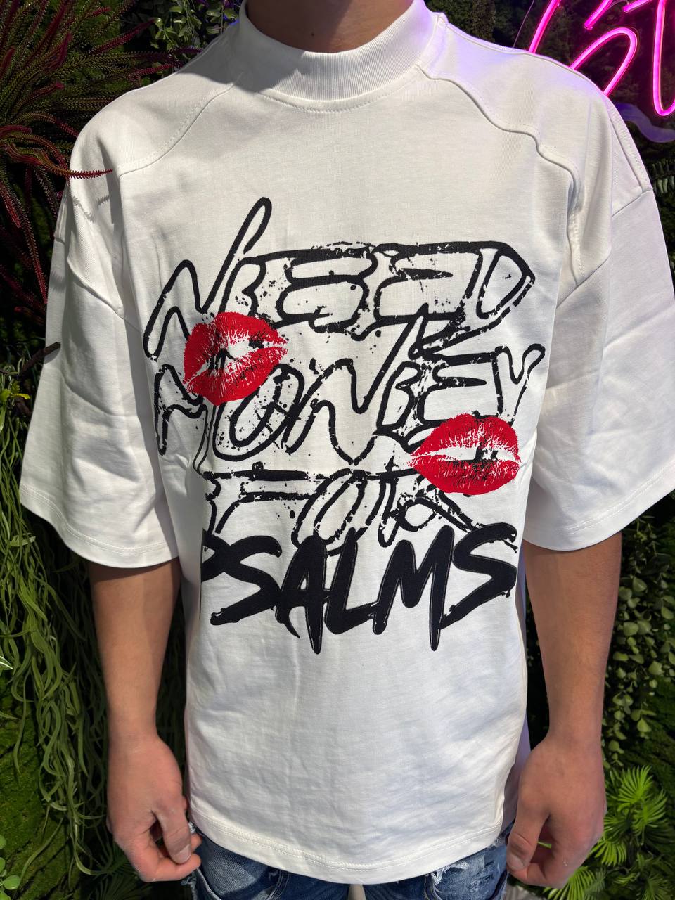 T-SHIRT NEED MONEY