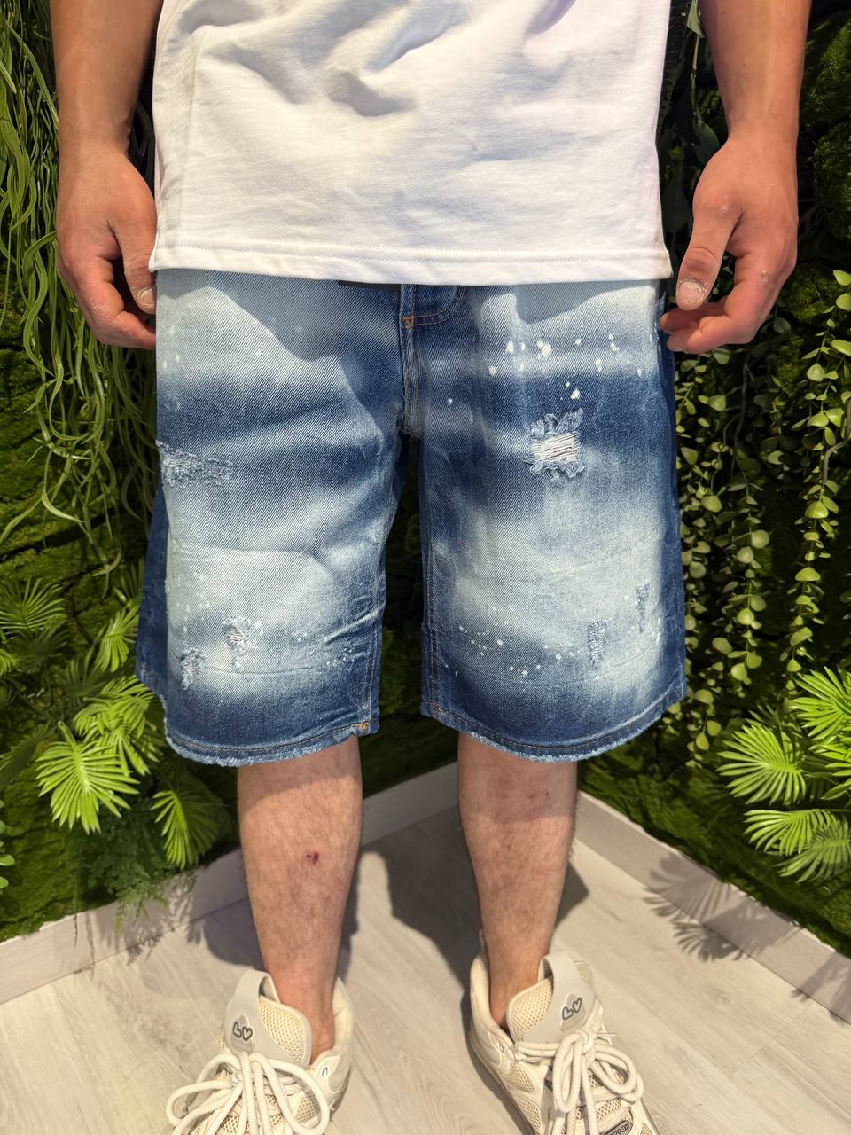 SHORT BLUE