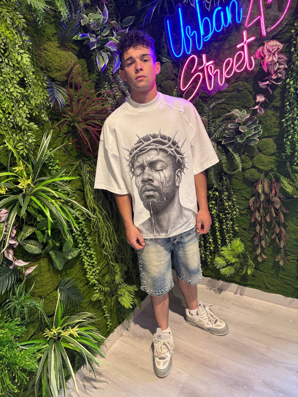 T-SHIRT PREMIUM JESUS