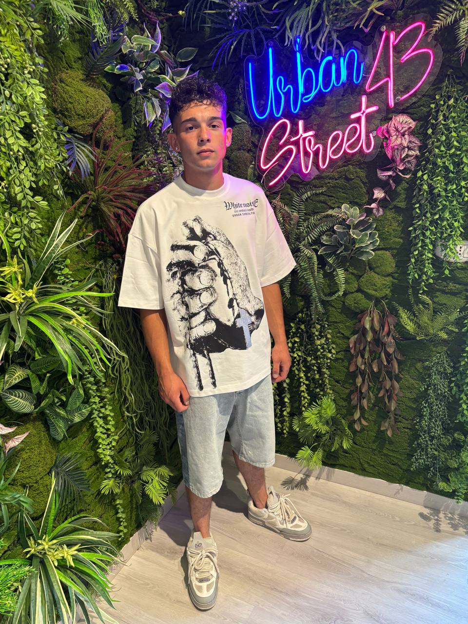 T-SHIRT BUNKER VIBES