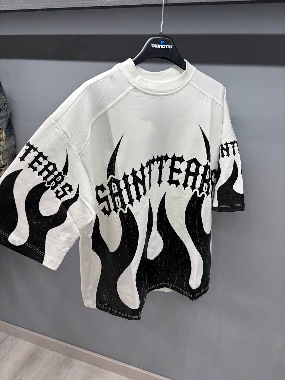 T-SHIRT SAINTTEARS