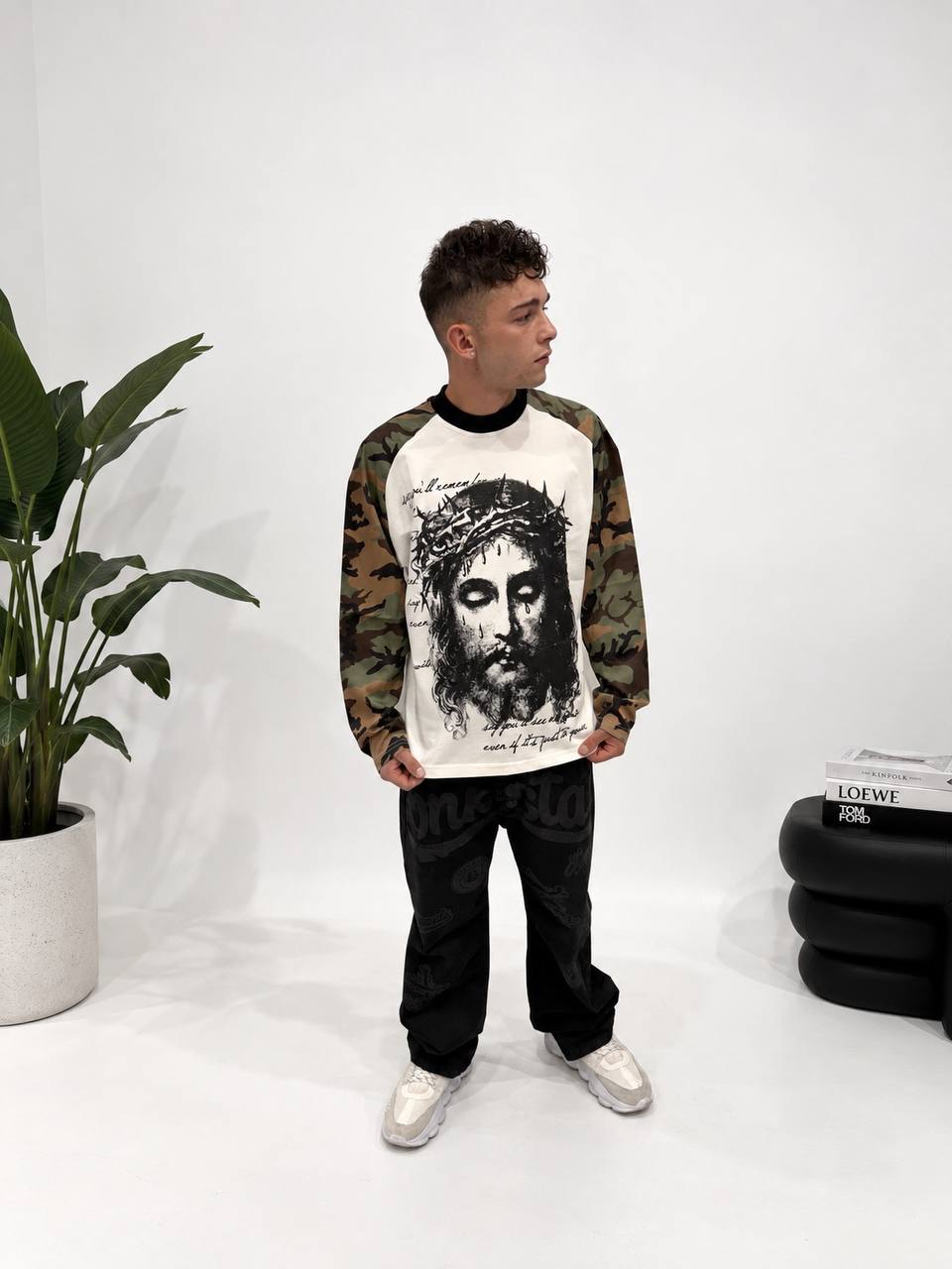 LONGSLEEVE JESUS BUNKER